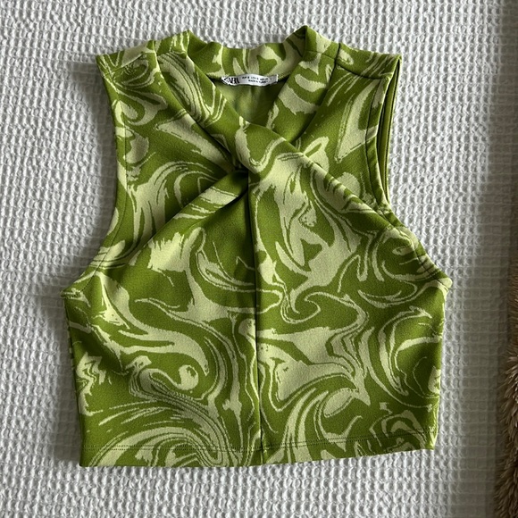 Zara Crop Top - Picture 2 of 5